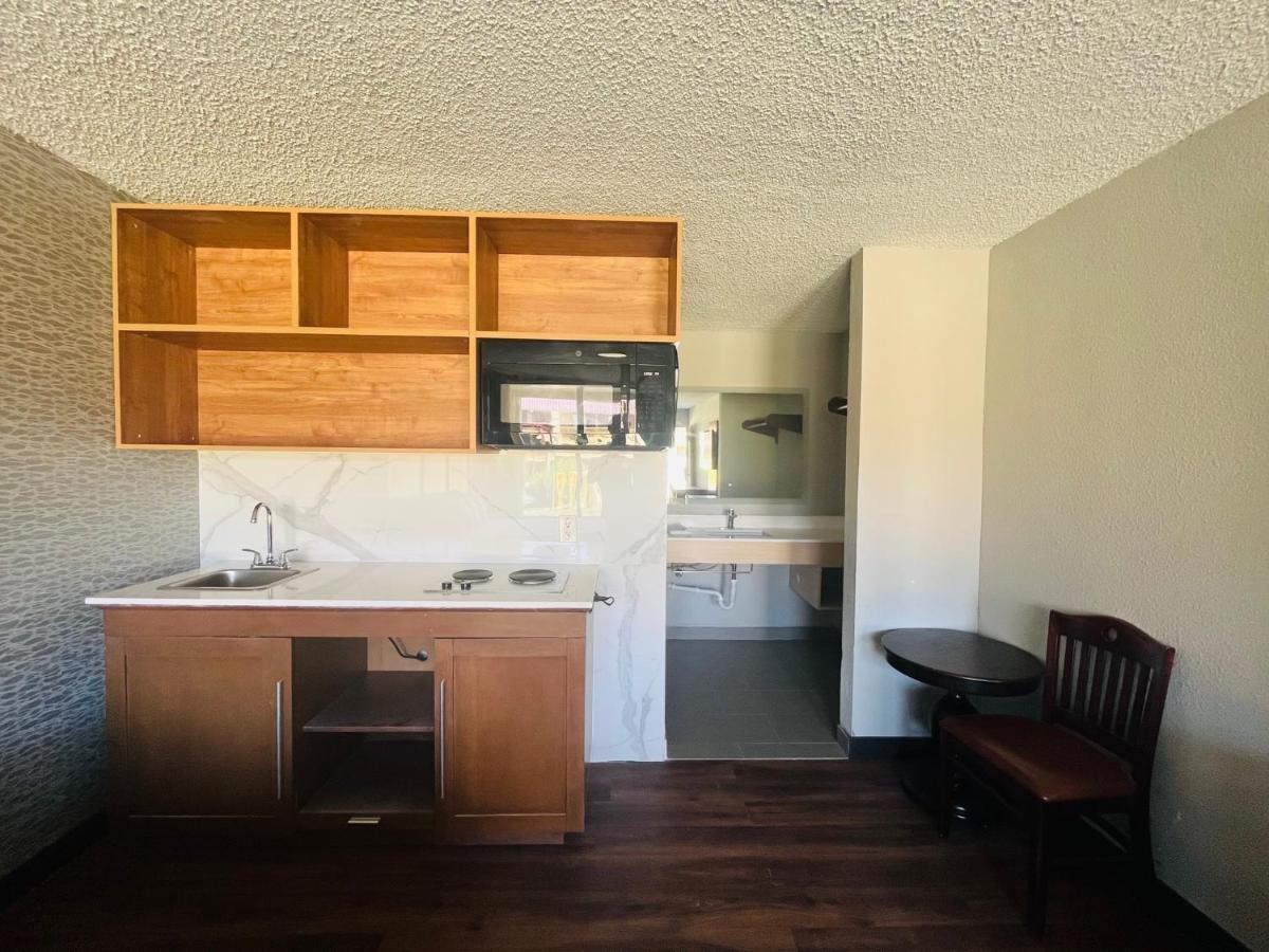 North Villa Extended Stay Westfield Buitenkant foto