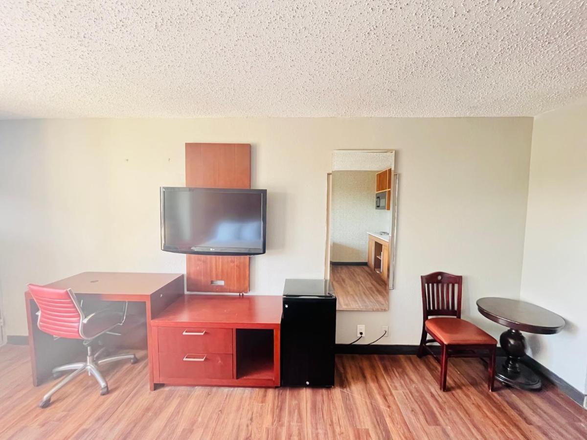 North Villa Extended Stay Houston Buitenkant foto